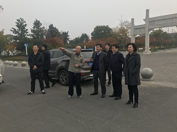 夏萍、程保銀實地調(diào)研徽鹽地產(chǎn)在建項目