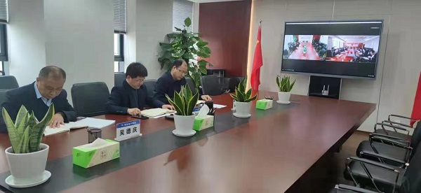 高廣飛督導(dǎo)徽鹽地產(chǎn)集團(tuán)定遠(yuǎn)項(xiàng)目公司黨支部組織生活會