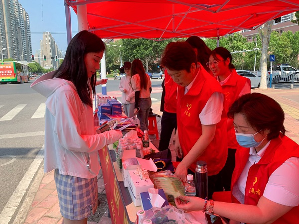 助力學(xué)子圓夢，踐行國企擔(dān)當(dāng)  安徽鹽業(yè)地產(chǎn)集團組織愛心助考公益活動